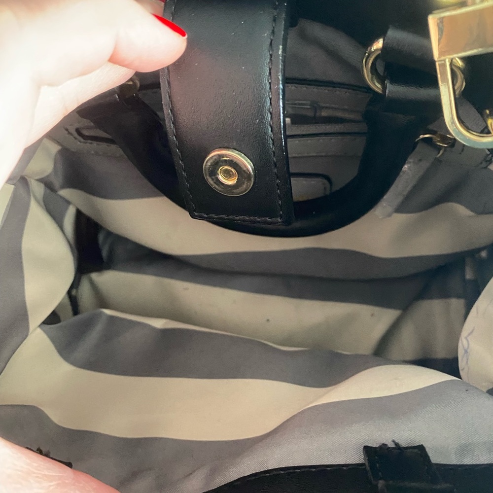 Kate Landry handbag with removable crossbody strap - Picture 4 of 10